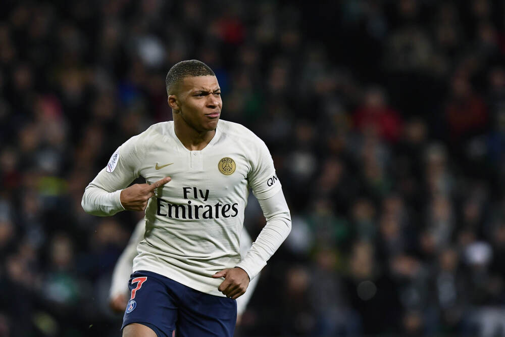 还是要走？莫雷托：米兰报价500万年薪＋奖金，但迈尼昂没有动摇